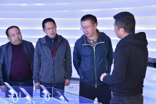 市人社局姚振康局长带队调研富信通讯项目招工服务工作1