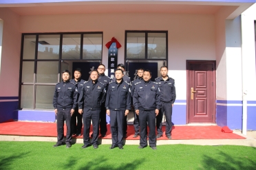 富民县公安局款庄派出所举行搬迁揭牌仪式2