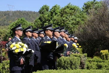 缅怀公安英烈 铸造忠诚警魂3