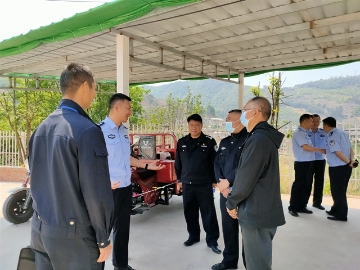 昆明市车管所姚志宏所长一行到富民调研“一窗通办”工作2