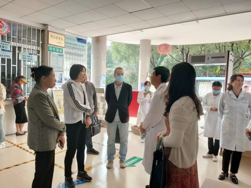 省卫健委调研富民县妇幼健康管理和优化生育政策工作2