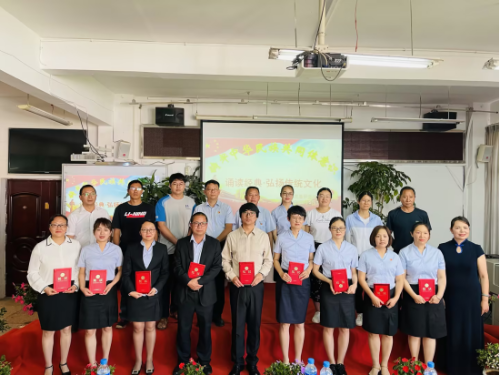 富民教育体育信息2023年第134期（诵读中华经典，弘扬传统文化——罗免中心小学开展铸牢中华民族共同体意识之教师经典诵读比赛）528
