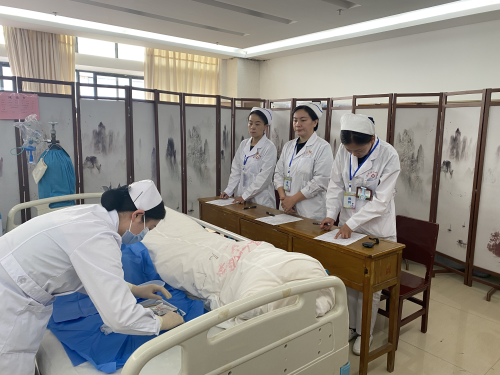 富民县举办第十届医疗卫生行业岗位技能竞赛2