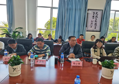 富民教育体育信息2023年第231期(专家引领明方向 精准把脉提质量)891