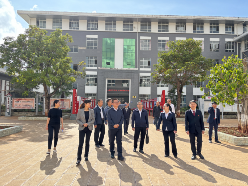 富民教育体育信息2023年第235期（县一中晋级升等） - 副本919