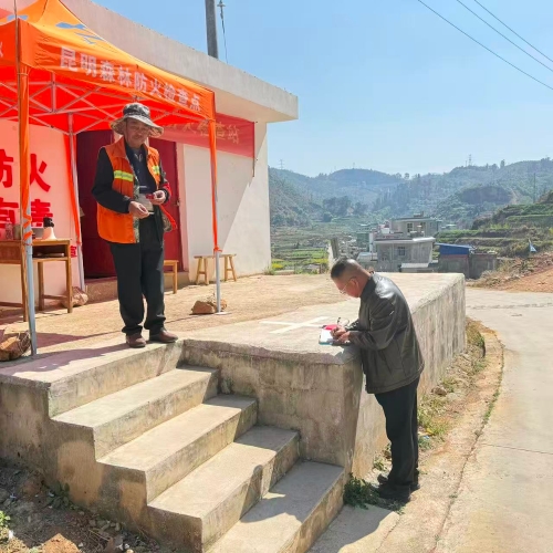 409176c36abe46b1f9d2fde85975a156