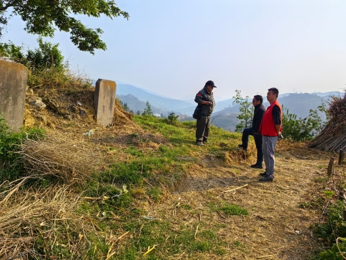 f299b99f4d199641a97e8f4c7eef647c