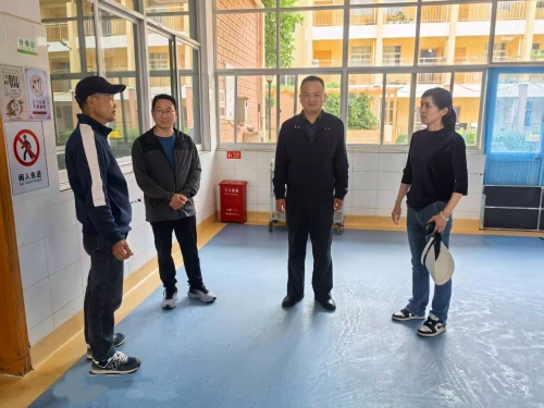 朱书记、李副县长带队检查养老服务机构安全生产检查2